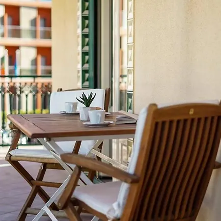 Apartment Oura Sunrise - Piscina, E Diversao! *